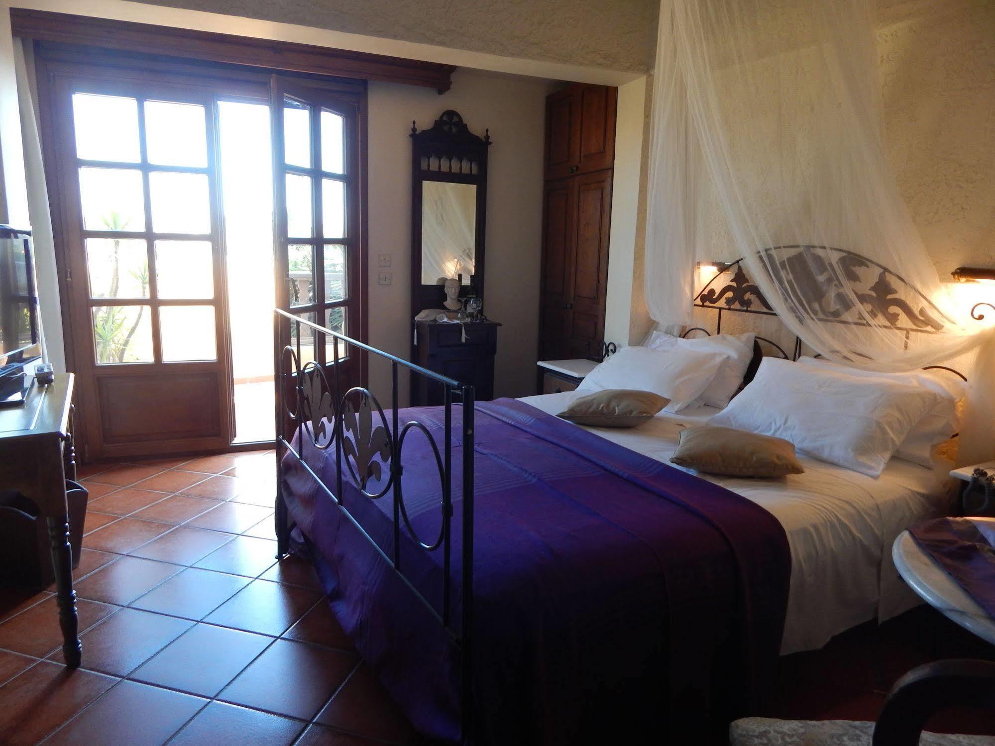 Hotel S. Nikolis Historic Boutique 4*